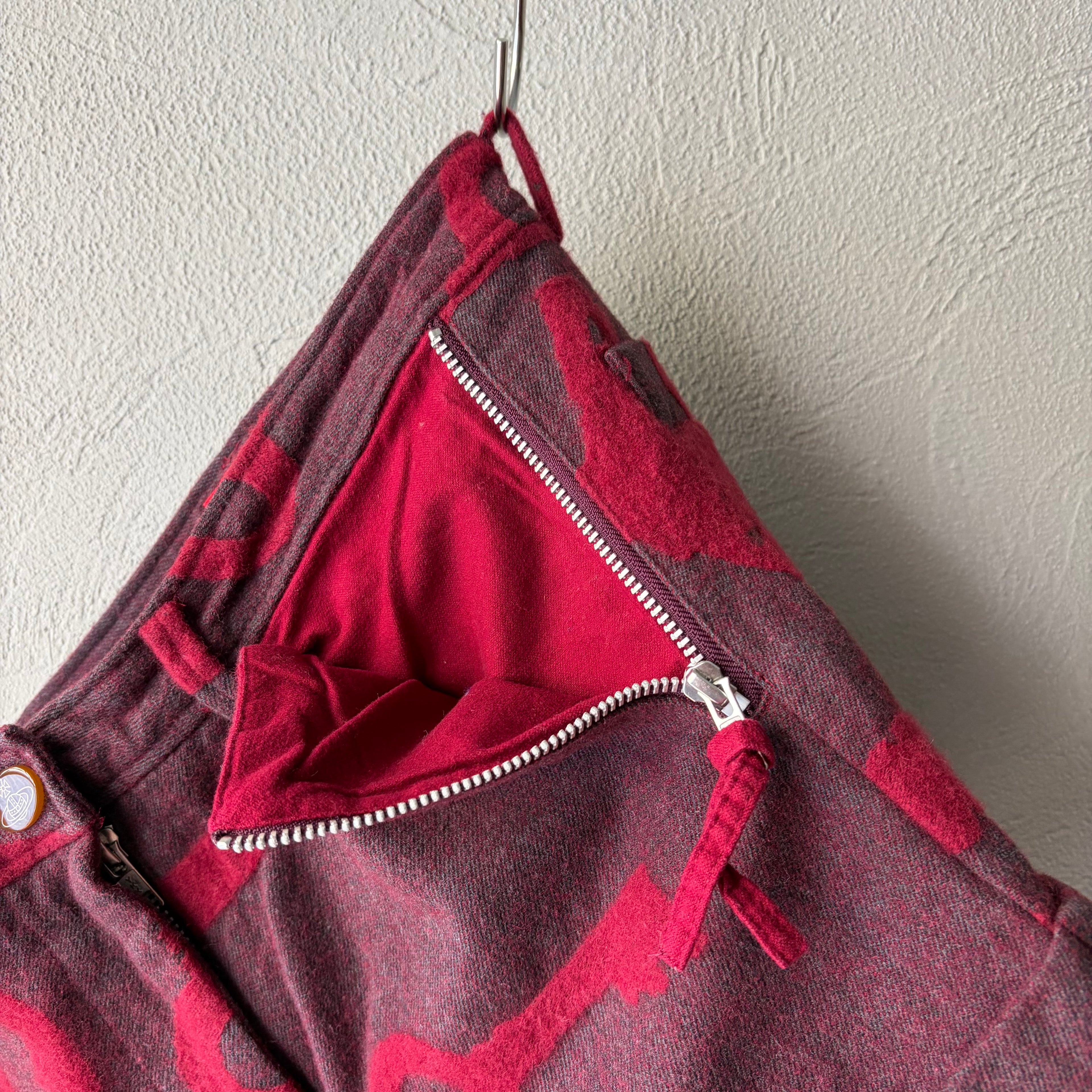 Vivienne Westwood  RED LABEL Wool allover key shorts