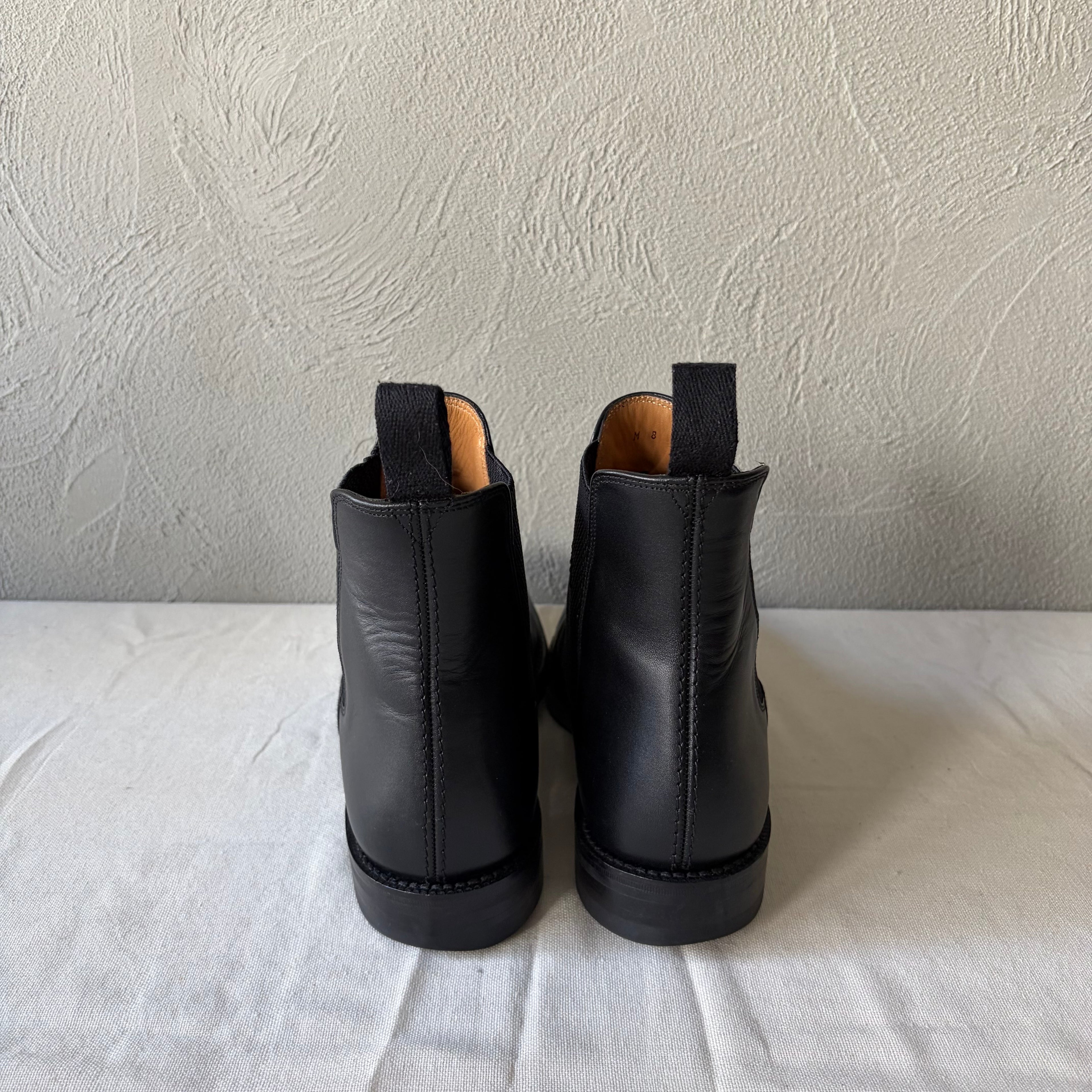LOAKE Chelsea boots